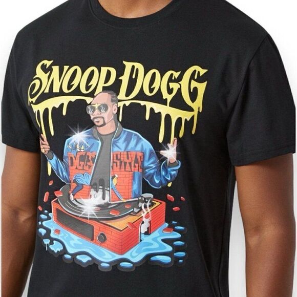 Dogg Supply by Snoop Dogg Men's Logo Drip Graphic T-Shirt - Picture 1 of 5